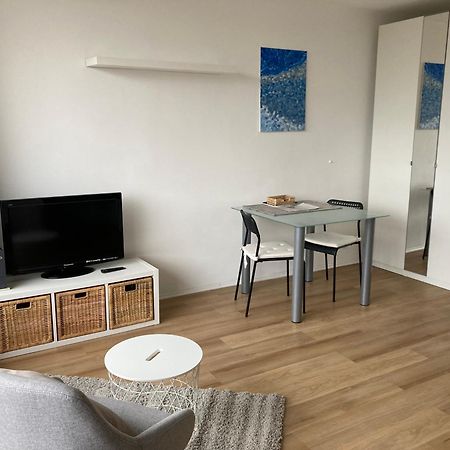 Ueber Den Daechern Von Offenbach Exterior foto